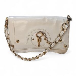 Vintage BEBE White Leather Gold Key Lock Shoulder Bag Ribbon Chain Strap–Y2K